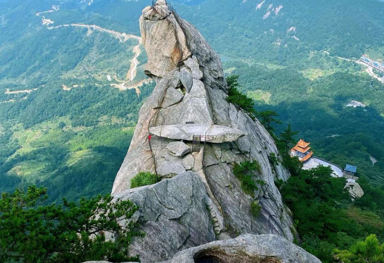 龟峰山景区山体扶梯往返+龟塔1288