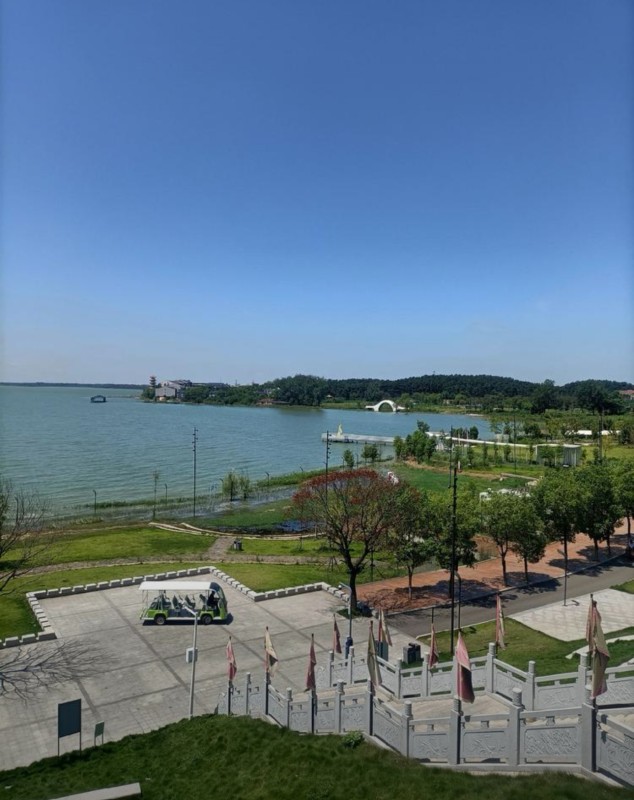 鄂州梁子岛梦天湖生态山庄门票